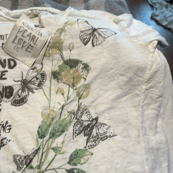 Magnolia Pearl BEYOND BUTTERFLIES T - MAGNOLIA PEARL, NWT - Picture 9 of 16